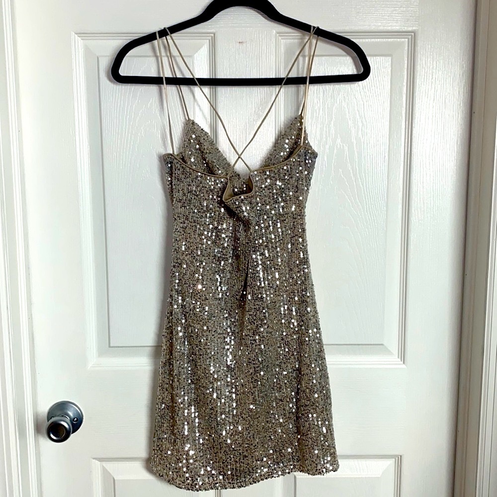 sequence mini dress - Picture 4 of 4